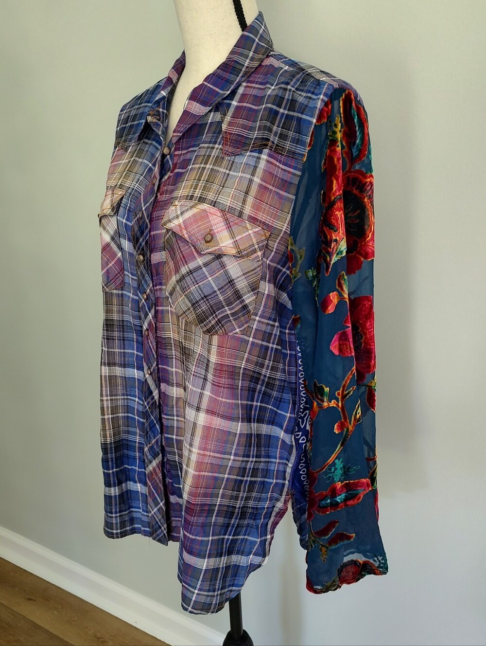 Aratta Silent Journey Plaid Scarf Back Velvet Floral Burnout Bell Sleeve Top L